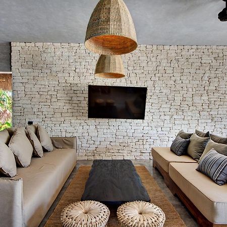 Beachfront Villa In Tankah Bay Tulum Exterior photo