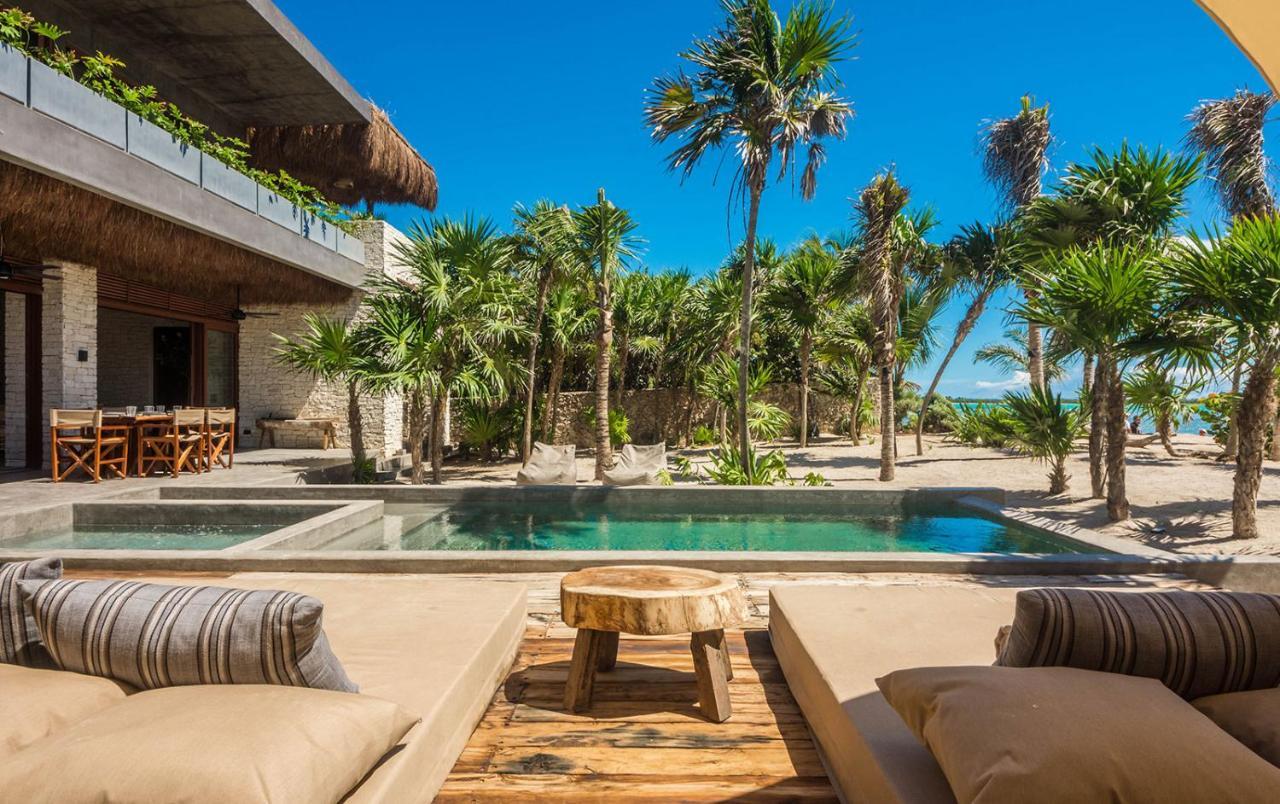 Beachfront Villa In Tankah Bay Tulum Exterior photo