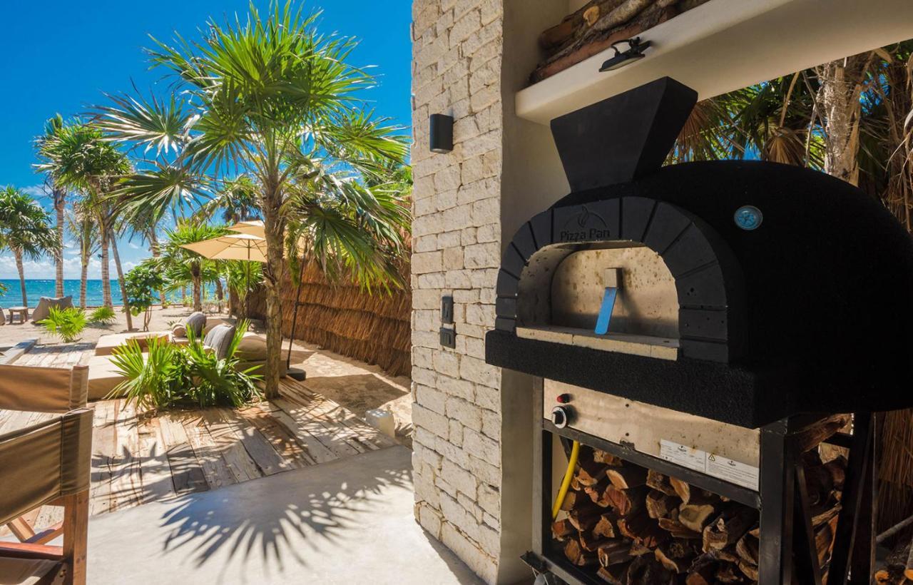 Beachfront Villa In Tankah Bay Tulum Exterior photo
