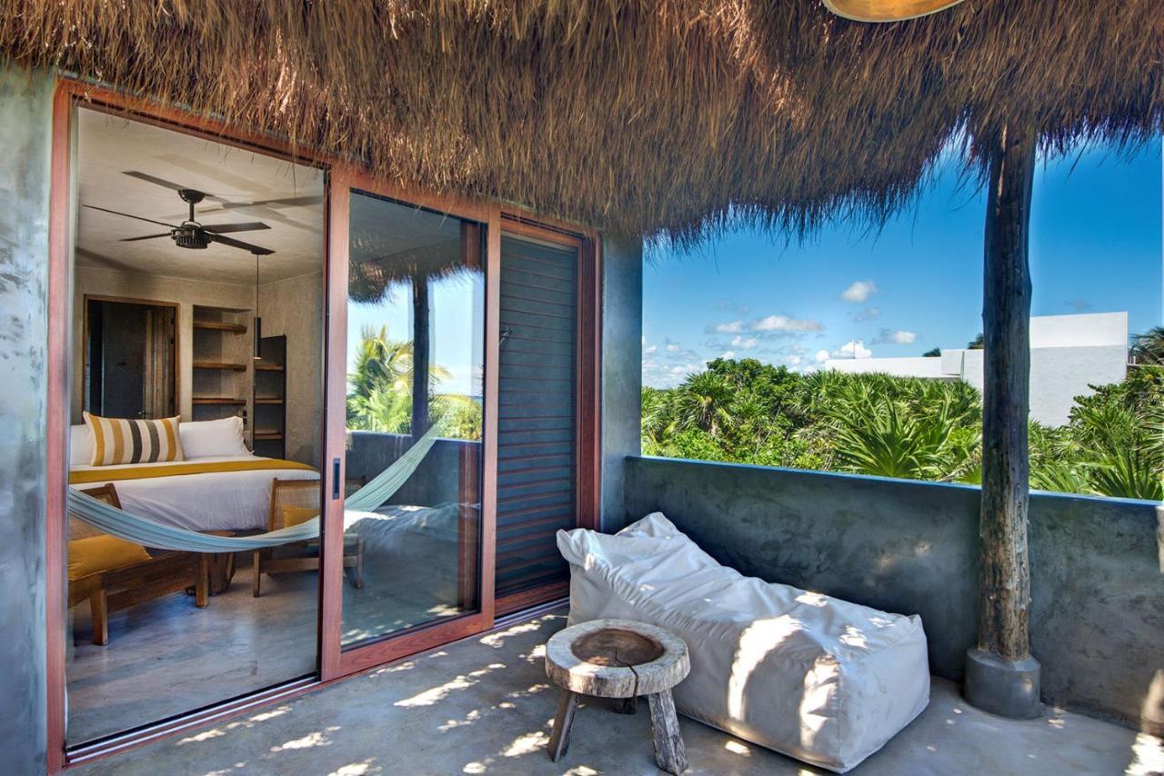 Beachfront Villa In Tankah Bay Tulum Exterior photo